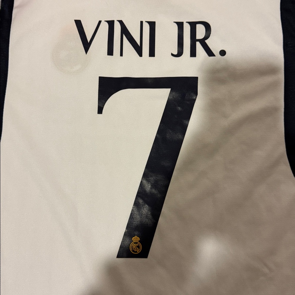 Adidas Real Madrid Jersey Vini Jr Size Small - Picture 6 of 6